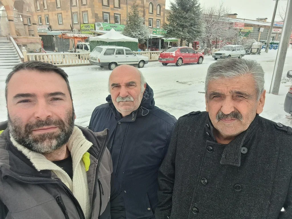 Boğazlıyan Belediyesi Meclis Üyesi Doğan Yazır, kar yağışıyla birlikte sosyal