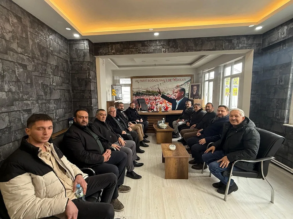 AK Parti Yozgat İl Başkanı Av. Hasan Kandemir ve beraberindeki