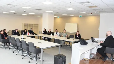Yozgat Şehir Hastanesi’nde acil serviste görev yapan sağlık personeline, doğru