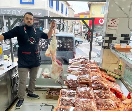 Ali Karakoç, Ramazan ayı öncesi süt kuzusu ve evlik sucukta