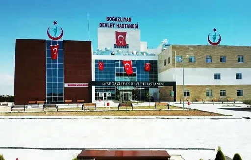 Boğazlıyan ilçesinde ise 1 Fiziksel Tıp ve Rehabilitasyon Uzmanı, 1