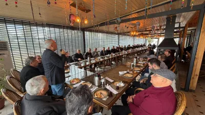 Gökhan Coşar, vefa, birlik ve beraberlik ruhuyla yol arkadaşlarıyla buluşmalarını