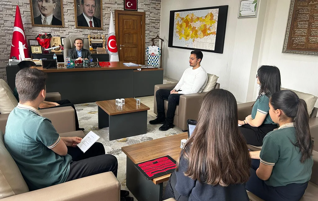 Milli Şehit Kaymakam Kemal Bey Fen Lisesi öğrencileri, su ayak