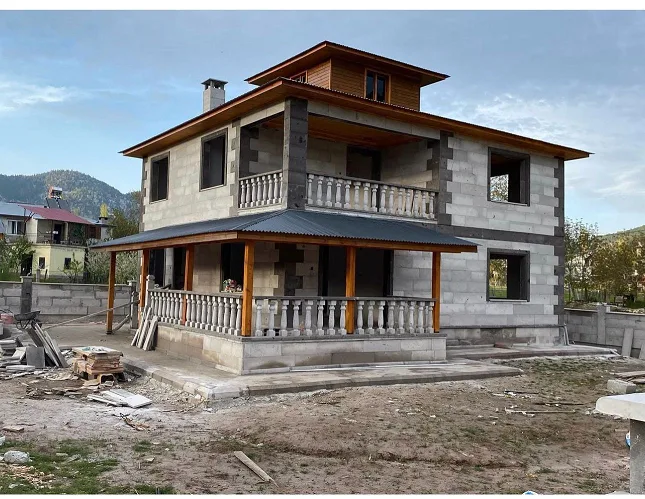 Boğazlıyan’da faaliyet gösteren Laloğlu Doğaltaş, mezar yapımı, bakım ve onarım