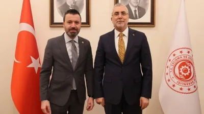 Süleyman Şahan, Vedat Işıkhan’ı ziyaret ederek Yozgat’a yönelik çalışmaları değerlendirdi.