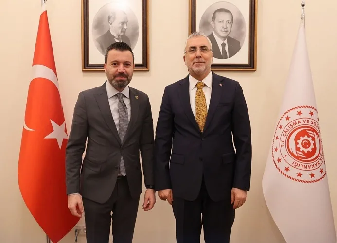 Süleyman Şahan, Vedat Işıkhan’ı ziyaret ederek Yozgat’a yönelik çalışmaları değerlendirdi.