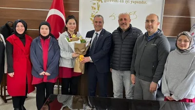 Boğazlıyan Kız Anadolu İmam Hatip Lisesi idareci, öğretmen ve öğrencileri,