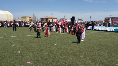 Boğazlıyan’da 23 Nisan Ulusal Egemenlik ve Çocuk Bayramı, çelenk sunma