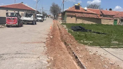 Yenipazar’da başlatılan çalışmalarla Türk Telekom direkleri yer altına alınarak altyapı