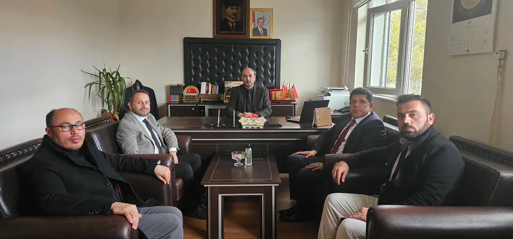 DİVA-SEN Genel Başkanı Osman Taşcı, Çayıralan İlçe Başkanı İlhami Çamsarı’nın