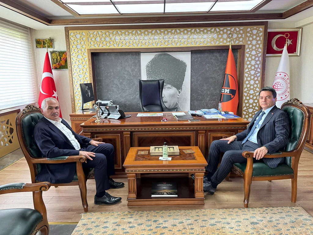 Boğazlıyan Belediye Başkanı Gökhan Coşar, Karayolları 6. Bölge Müdürü Umut