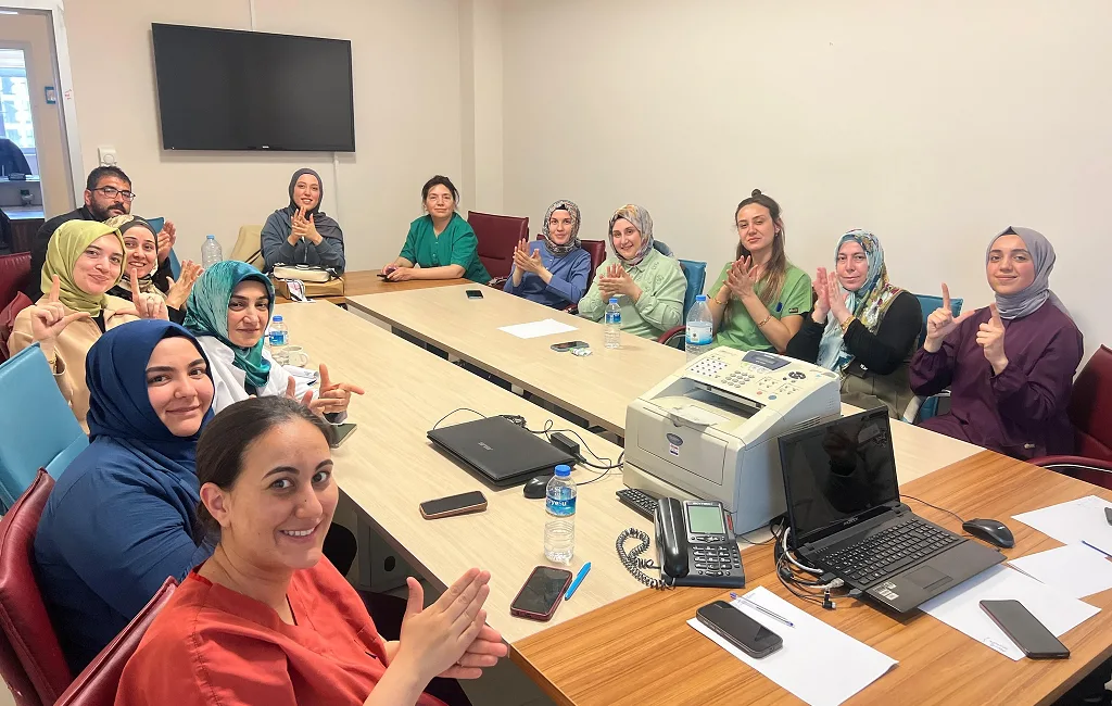 Boğazlıyan Devlet Hastanesi’nde işitme engelli bireylerle iletişimi güçlendirmek amacıyla sağlık