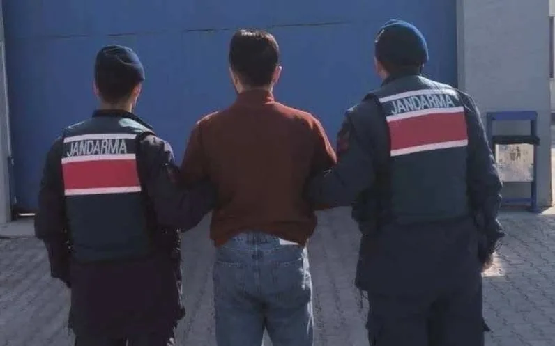 Yozgat İl Jandarma Komutanlığı ekipleri, aranan şahısların yakalanmasına yönelik çalışmalar