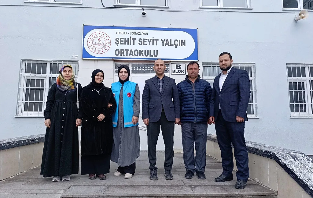 Boğazlıyan’da düzenlenen Umre ödüllü bilgi yarışması, gençlerin yoğun katılımıyla gerçekleşti.
