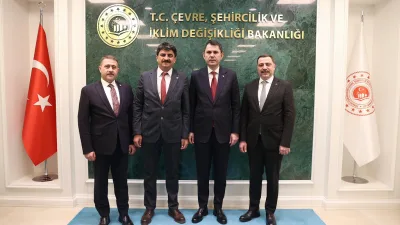 Sırçalı Belediye Başkanı Mustafa Parlak, MHP heyetiyle birlikte Bakan Murat