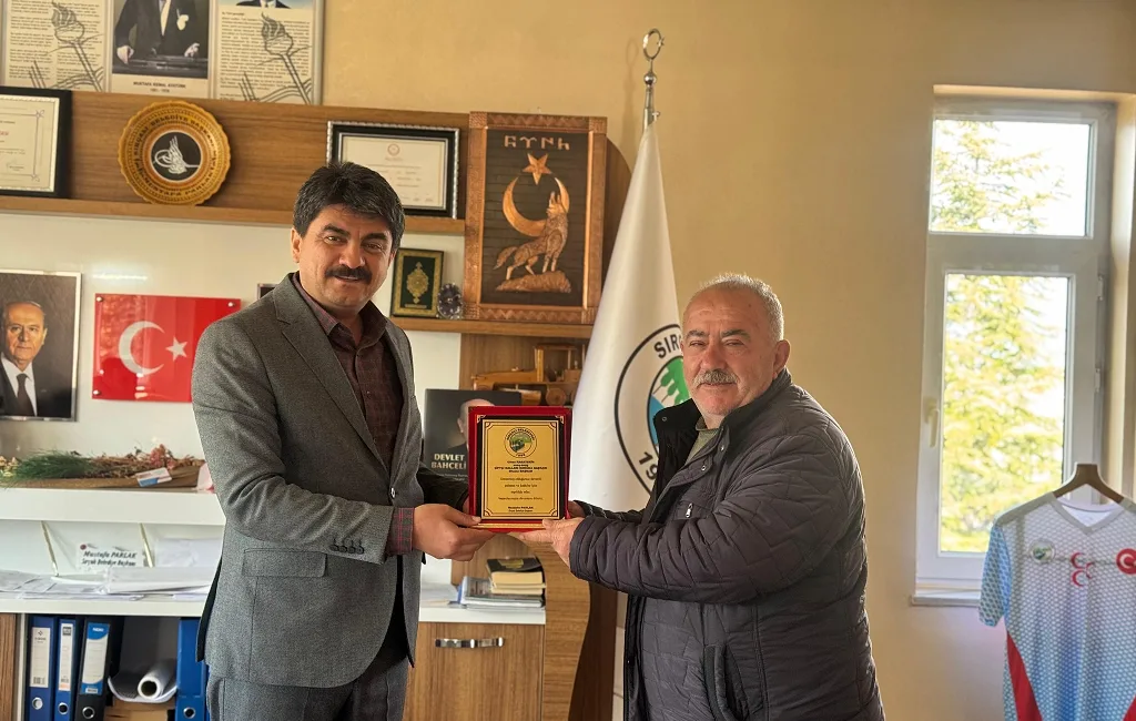 Sırçalı Belediye Başkanı Mustafa Parlak, Çiftçi Malları Koruma Başkanı ve