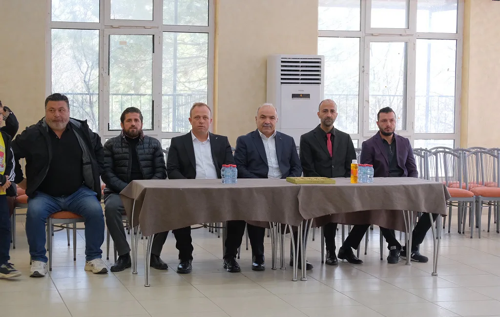 Uzunlu’da 23 Nisan Ulusal Egemenlik ve Çocuk Bayramı, yoğun katılımla