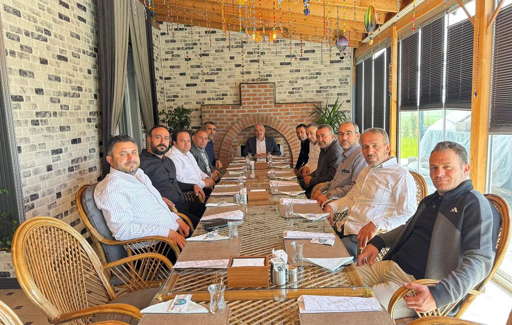 Boğazlıyan Belediye Başkanı Gökhan Coşar, merkez mahalle muhtarlarıyla bir araya