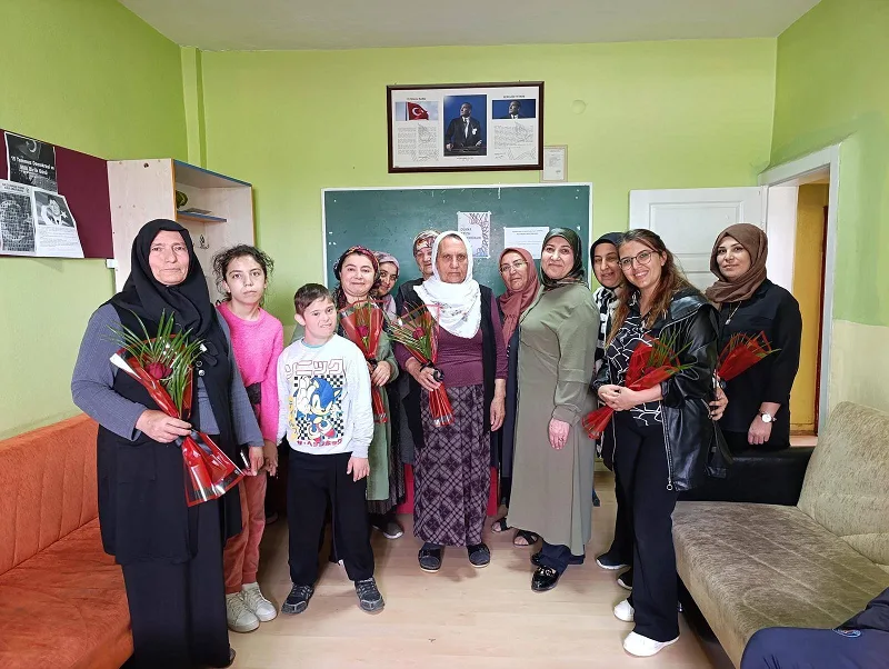 oğazlıyan AK Parti Kadın Kolları Başkanı Gürcü Yalçın, 10-16 Mayıs
