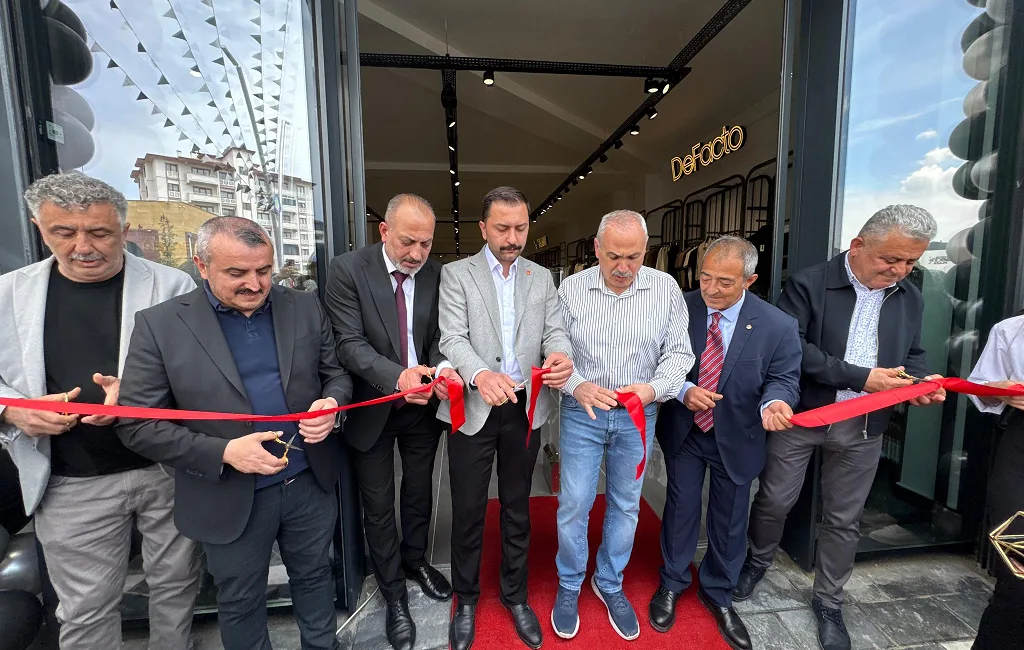 Boğazlıyan’da yenilenen konseptiyle yeni adresinde hizmete başlayan Koçaklar AVM’nin açılışı