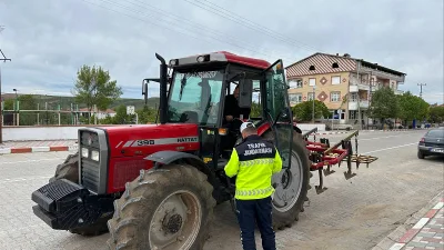 Yozgat İl Jandarma Komutanlığı ekipleri tarafından Boğazlıyan’da tarım araçlarına yönelik