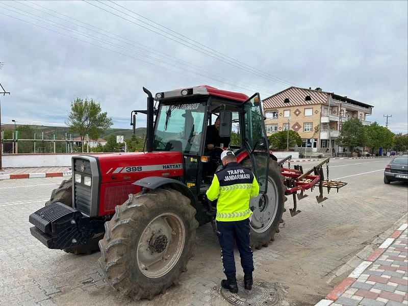 Yozgat İl Jandarma Komutanlığı ekipleri tarafından Boğazlıyan’da tarım araçlarına yönelik