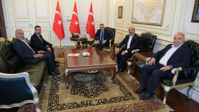 Yozgat’ın farklı beldelerinden belediye başkanları, Vali Mehmet Ali Özkan’ı ziyaret