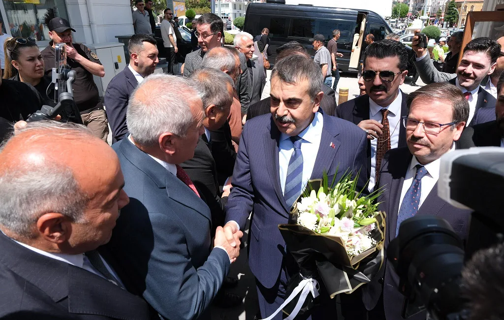 Boğazlıyan Belediye Başkanı Gökhan Coşar, Milli Eğitim Bakanı Yusuf Tekin’in