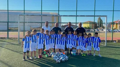 Mehmet Solmaz, Sırçalı Belediye Spor’un futbol yaz kursuna katılan minik