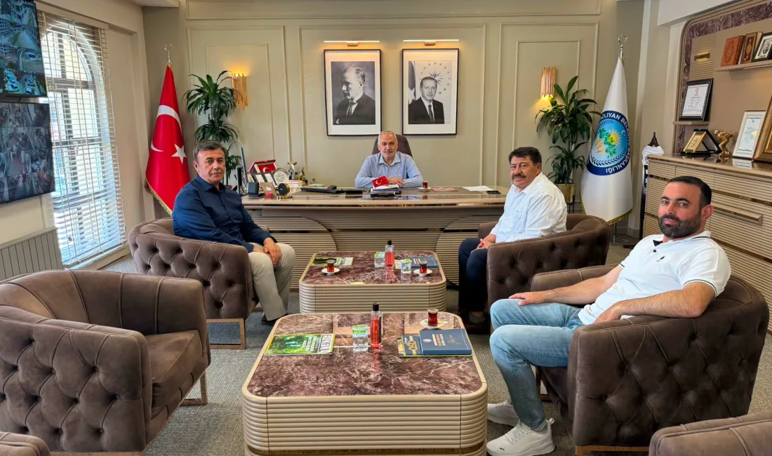 Gökhan Coşar, Kadışehri Belediye Başkanı Davut Karadavut ve Saraykent Belediye