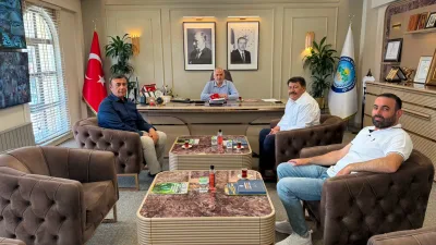 Gökhan Coşar, Kadışehri Belediye Başkanı Davut Karadavut ve Saraykent Belediye