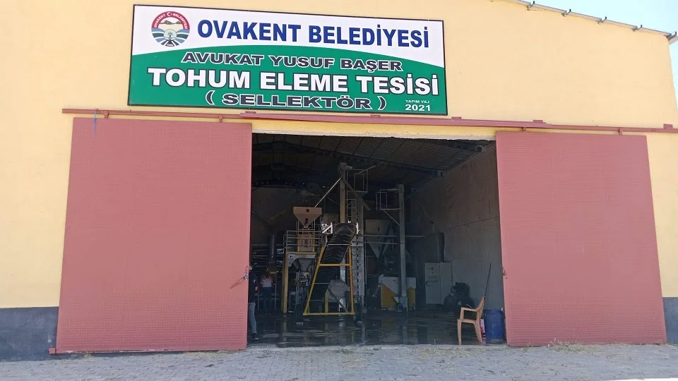 Ovakent Belediyesi Tohum Eleme Tesisi, çiftçilerden gelen talepler doğrultusunda yeniden