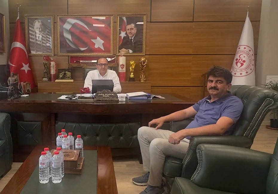 Mustafa Parlak, Şahin Hopur'u ziyaret ederek Sırçalı Spor Kulübü ile