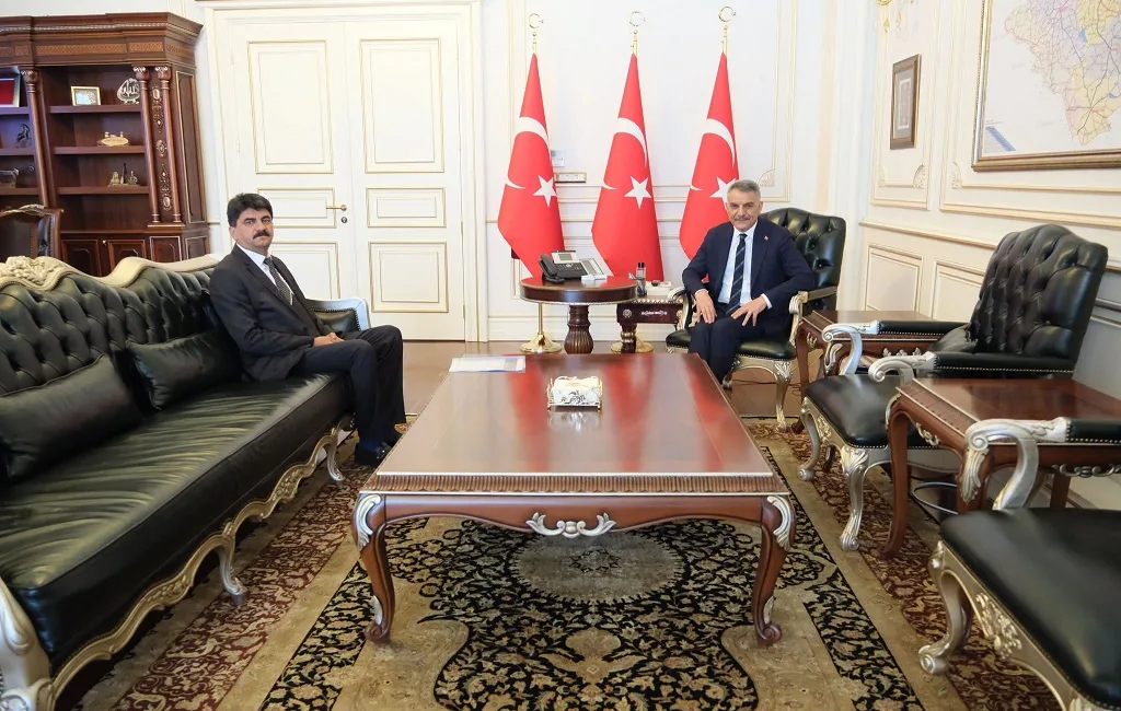 Sırçalı Belediye Başkanı Mustafa Parlak, Yozgat Valisi Mehmet Ali Özkan’ı