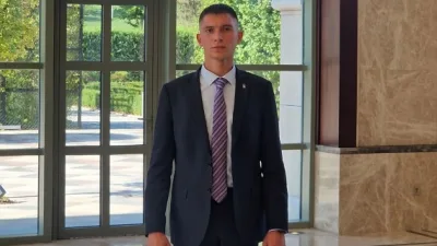 AK Parti Boğazlıyan İlçe Gençlik Kolları Başkanı Ünsal Sezer, iş