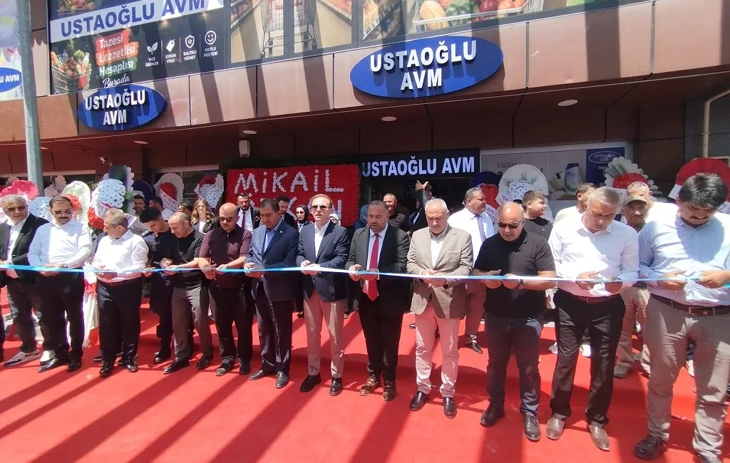 Boğazlıyan’da uzun yıllardır hizmet veren Ustaoğlu AVM, yenilenen konseptiyle düzenlenen