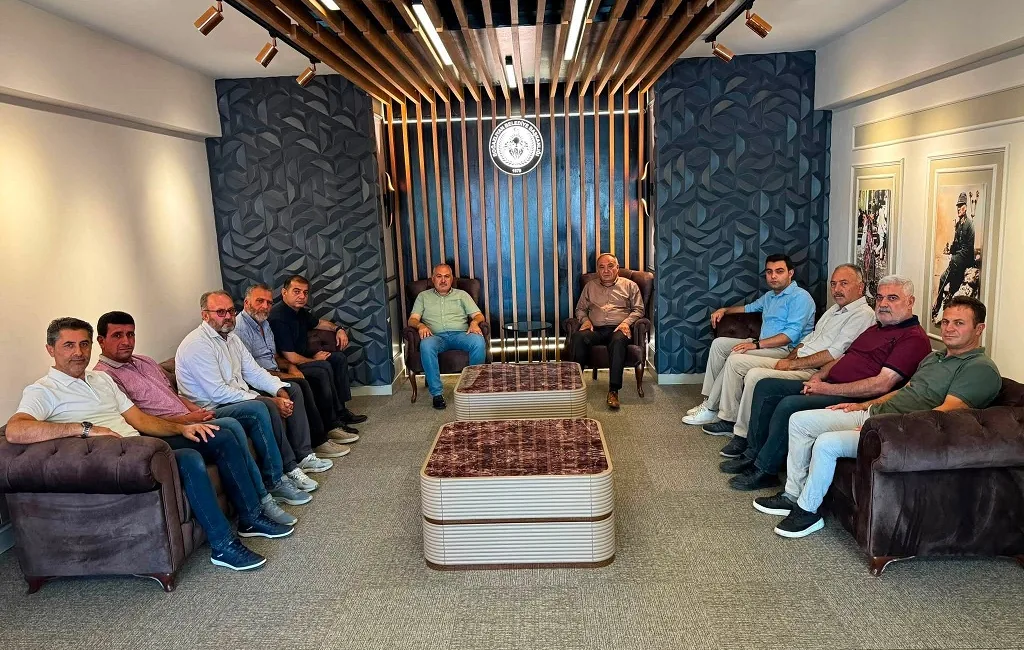 MHP Boğazlıyan İlçe Başkanı Ergün Yazgan ve Yönetim Kurulu üyeleri,