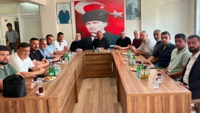 AK Parti Boğazlıyan İlçe Başkanı Hacı Yıldırım ve teşkilat üyeleri,
