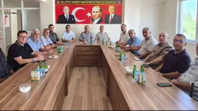 Boğazlıyan Ticaret Odası Başkanı Öcal Öcalan, beraberindeki yönetim kurulu üyeleri