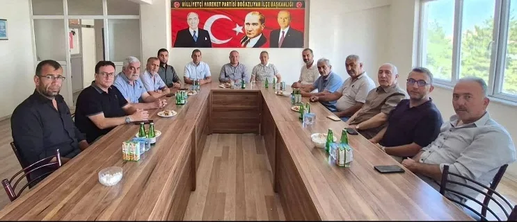 Boğazlıyan Ticaret Odası Başkanı Öcal Öcalan, beraberindeki yönetim kurulu üyeleri