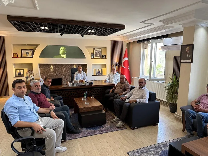 
MHP Boğazlıyan İlçe Başkanı Ergün Yazgan ve İlçe Yönetim Kurulu