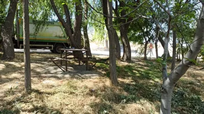Sırçalı BelediySırçalı Belediyesi, beldenin daha temiz ve düzenli bir görünüme
