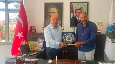 Uzunlu Belediye Başkanı Mustafa Uçar, Fransa’nın Valenton şehrinde Belediye Başkanlığı