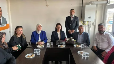 İstanbul Milletvekili Şengül Karslı, AK Parti Boğazlıyan İlçe Başkanlığı’nı ziyaret