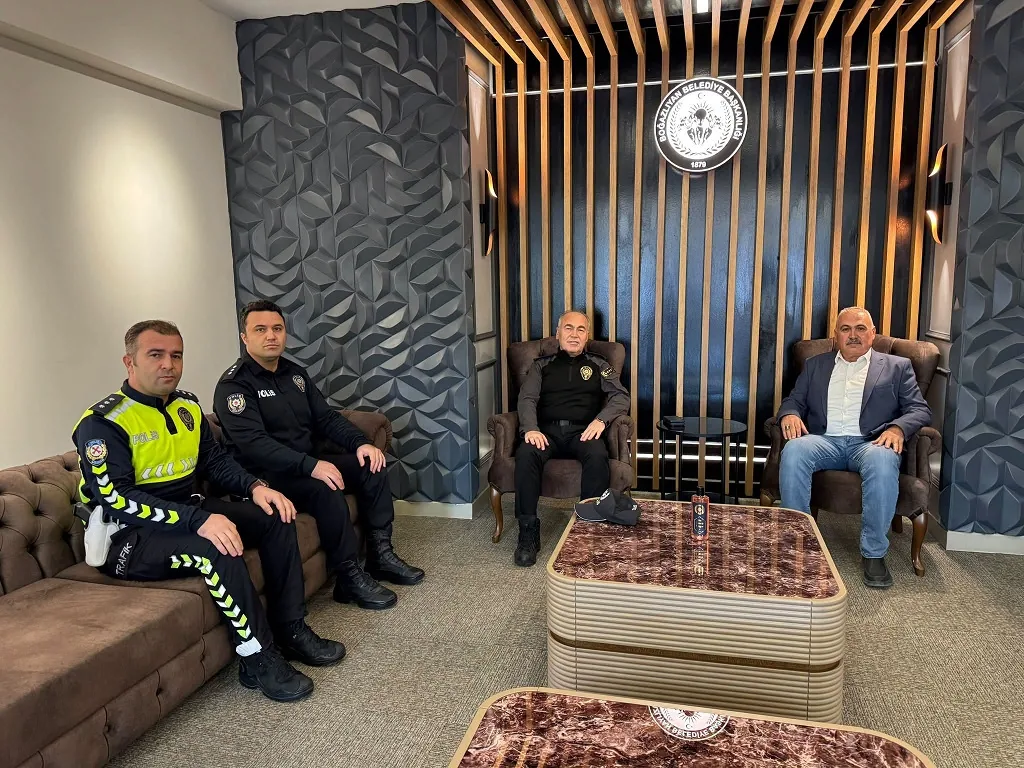 Yozgat İl Emniyet Müdürü Tuncay Pekin ve beraberindeki emniyet yetkilileri,