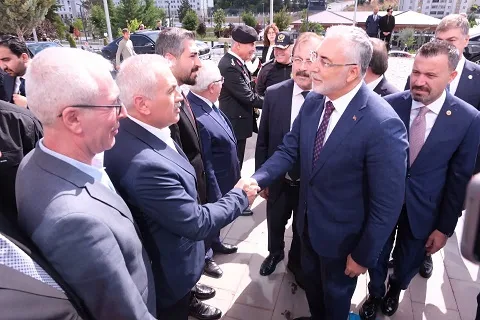 Boğazlıyan Belediye Başkanı Gökhan Coşar, çeşitli ziyaret ve programlar için