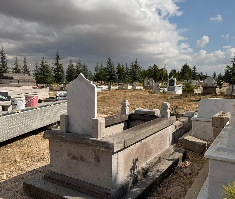 İşletme sahibi Eyüphan Bozlar, kaliteli malzeme ve titiz işçilik anlayışıyla