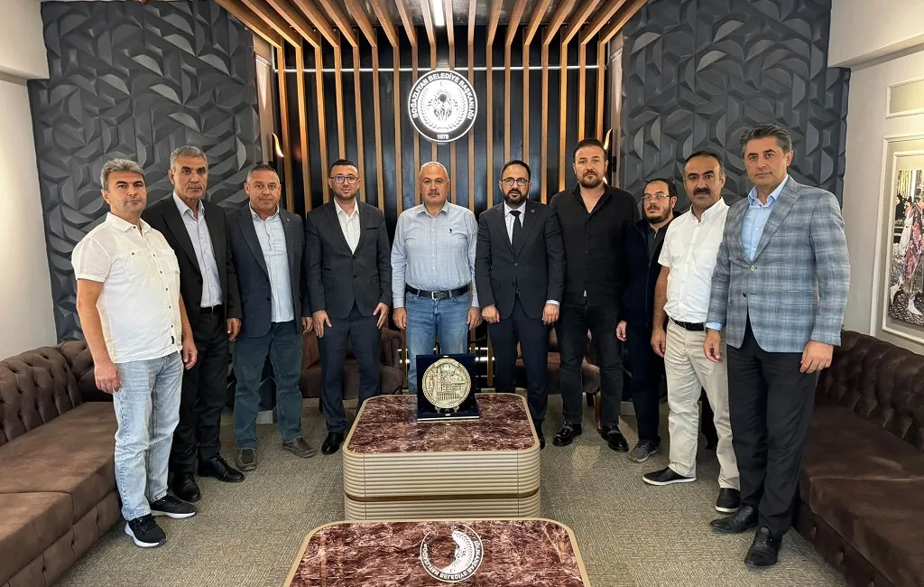 Yozgat Sağlık-Sen Şube Başkanı Seyit Nazım Eroğlu ve yönetim kurulu