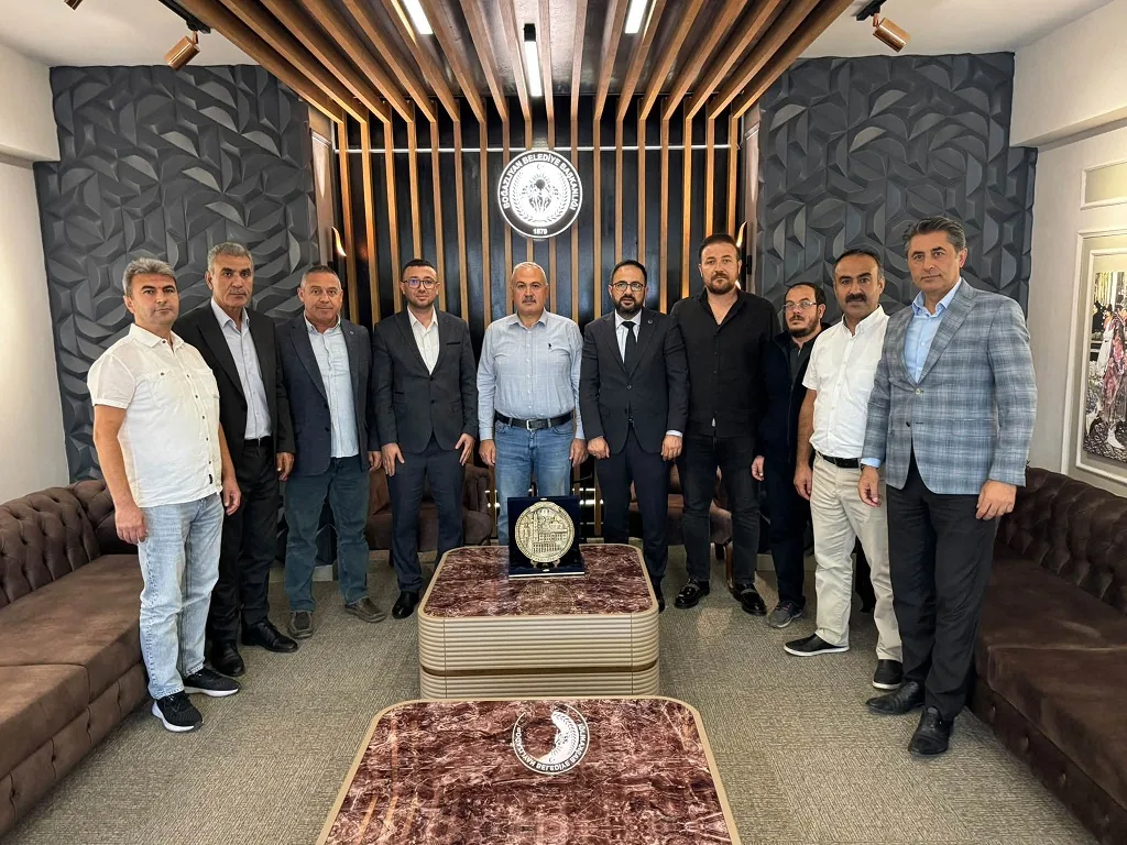 Yozgat Sağlık-Sen Şube Başkanı Seyit Nazım Eroğlu ve yönetim kurulu