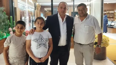 Kendine özgü üslubu ve yöresel ifadeleriyle sosyal medyada dikkat çeken